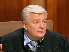 Скончался судья Валерий Степанов из передачи «Суд присяжных»