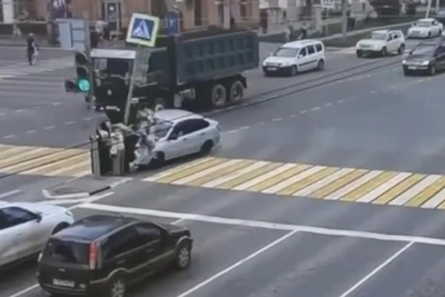 Семь пешеходов пострадали в массовом ДТП в Омске