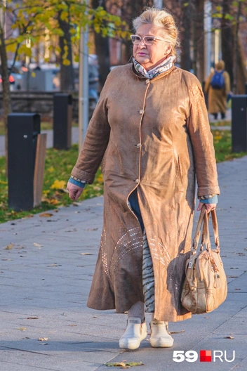 Сумка в цвет плаща | Источник: Тимофей Калмаков / 59.RU