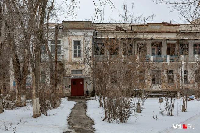 Брат-близнец детского сада с улицы Шурухина спрятался в глубине Бекетовки | Источник: Константин Завриков / V1.RU