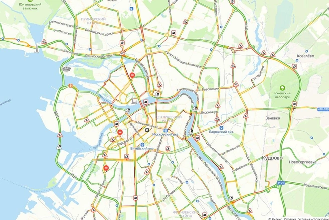 Петербуржцы возвращаются домой через 7-балльные пробки. КАД стоит на нескольких участках | www.fontanka.ru