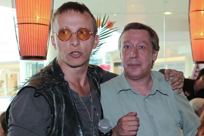 Михаил Ефремов после выхода на свободу перестал общаться со старыми друзьями | Источник: Иван Охлобыстин / T.me