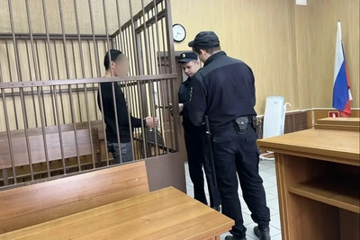 Иностранец обвинен во взятке за сдачу экзамена мигрантами