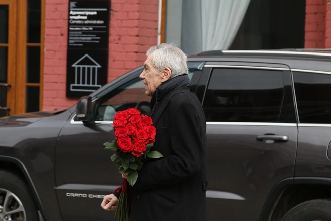 Юрий Николаев до последнего не сдавался и верил, что сможет побороть болезнь, несмотря на тяжелый диагноз | Источник: фото с сайта MSK1.RU