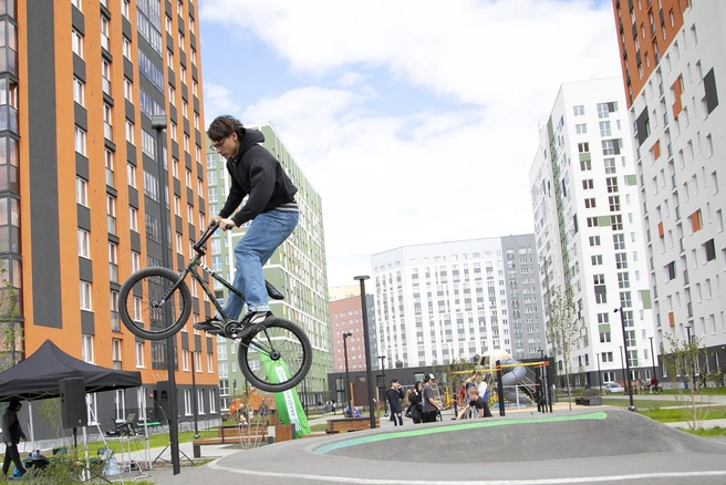 Трасса пригодна для самокатов, скейтов и BMX | Источник: Юлия Ефимова 