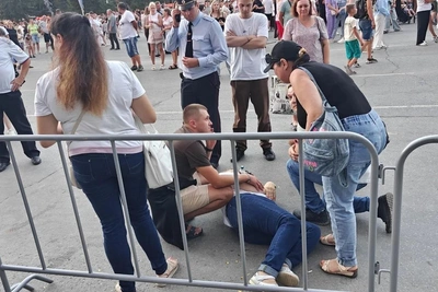 На Дне города омичка потеряла сознание на концерте Державина