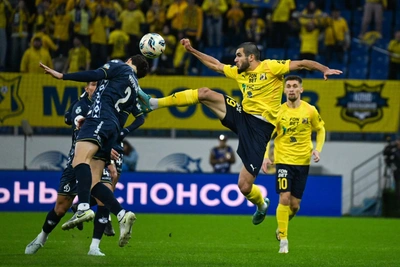 Ростов проиграл Динамо в игре с удалениями