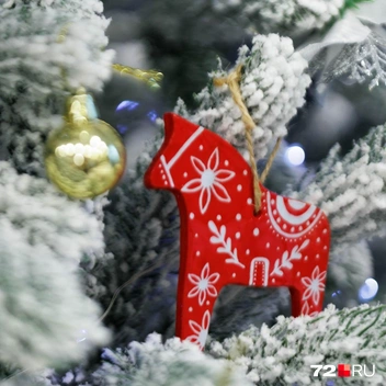 Самое время выбрать игрушечный символ года и принести домой | Источник: Ирина Шарова / 72.RU