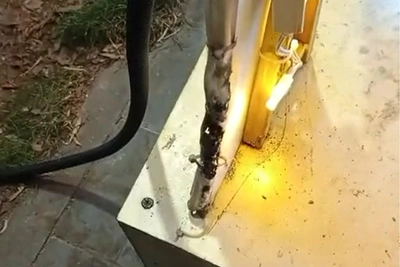 В Волгограде задымилась новогодняя арка за 12 млн рублей