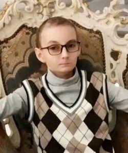 Цена жизни одного дня — стоимость одного флакона препарата. 17-летнему подростку требуется дорогое лекарство | www.fontanka.ru