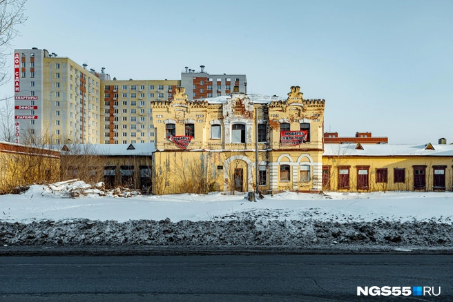 От былой красоты почти ничего не осталось  | Источник: Кирилл Башинский / NGS55.RU