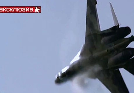 Новый Су-35 способен уйти от ракеты в «хвост» (видео) | ya62.ru