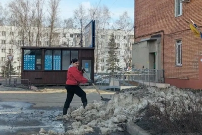 Весеннее благоустройство в Первомайском районе