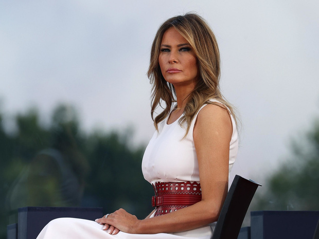 Фото №1 - Почему новая книга о Мелании Трамп может положить конец ее браку