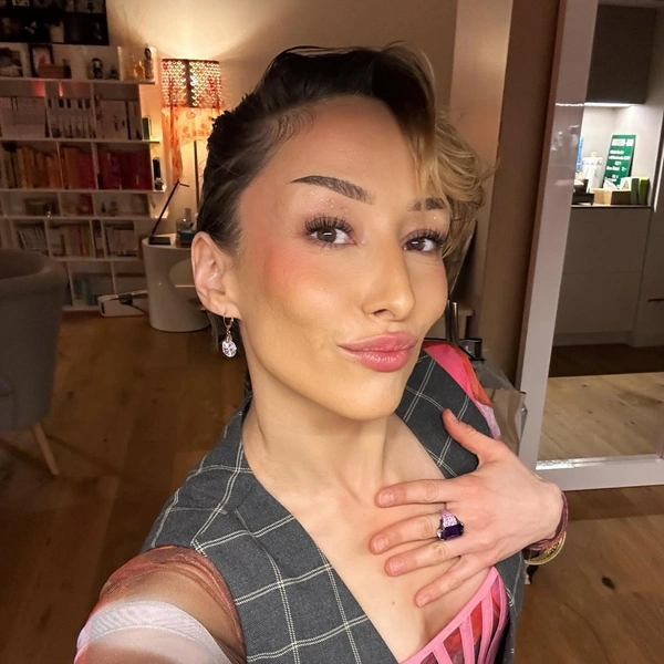 Две жизни после отца: как выглядят и чем занимаются дочери Умара Джабраилова Две жизни после отца: как выглядят и чем занимаются дочери Умара Джабраилова