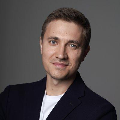 <p>Дмитрий Сергиенков</p>