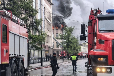 Пожар в Иргиредмете: хлопок и пламя из окон
