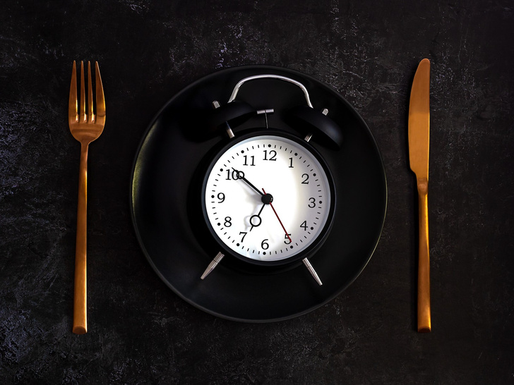 Опасно и неэффективно: 10 причин, почему интервальное голодание вам не подходит