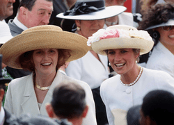 Как принцесса Диана и Сара Фергюсон разыграли обитателей Букингемского дворца