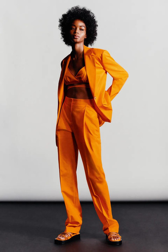 Новый логотип и новая эстетика: коллекция BOSS SS22