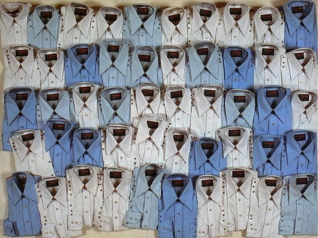 Арман «Постоянный нажим», инсталляция, 1977. Аналитический лист из исследования «Воображаемый музей Михаила Шемякина. Одежда в искусстве» | Источник: Центр Михаила Шемякина