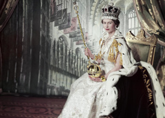 Главный наряд в жизни: история коронационного платья Елизаветы II