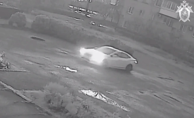 Кеворкьян и Двойников приехали на чужой машине снимать деньги с карточек Кирилла и Татьяны | Источник: СУ СК РФ по Краснодарскому краю