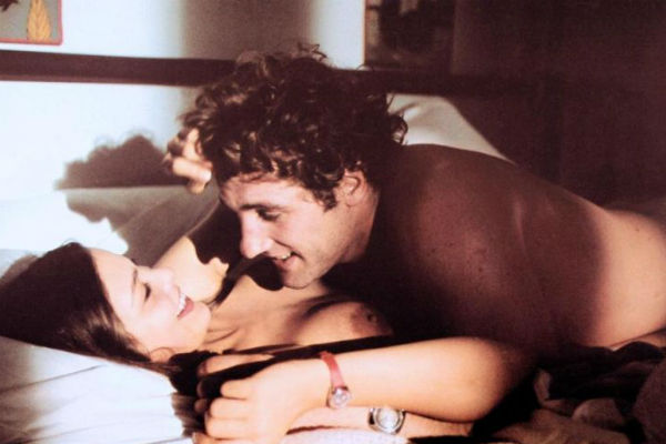 Откровенные постельные сцены с актрисой Орнеллой Мути в фильме «Последняя женщина» 1976 года