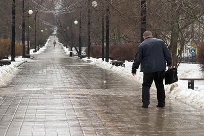 Лайфхак пенсионерки: мочалки на ноги для ходьбы по льду