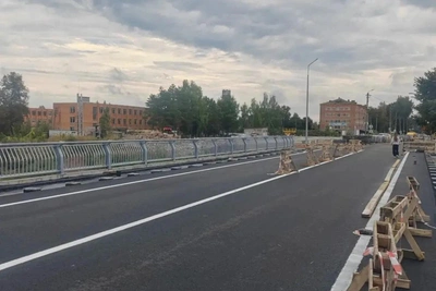В Демидове капитально ремонтируют мост через Гобзу