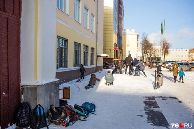 В ярославских школах усилили пропускной контроль