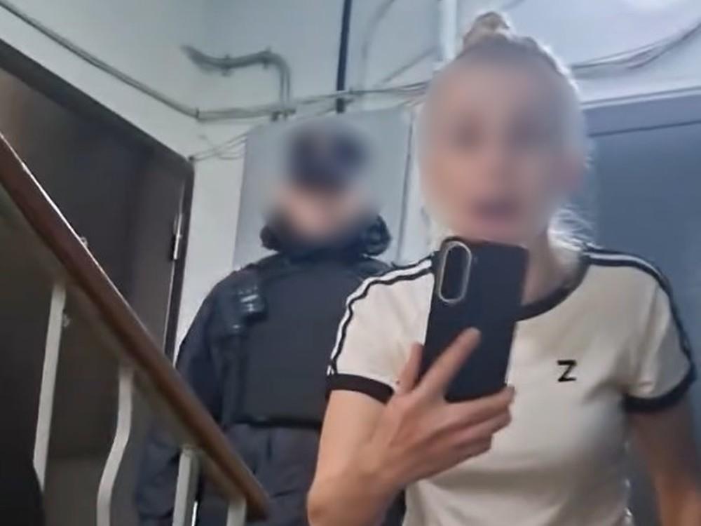 Угрожали, что убьют и закопают. Екатеринбурженку терроризирует бывший муж и его новая возлюбленная