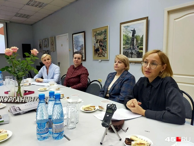 Пресс-завтрак в Маяковке | Источник: Надежда Тихомирова / 45.RU