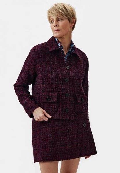 Жакет AntigaЦена: 4 799 руб.Где купить: lamoda.ru