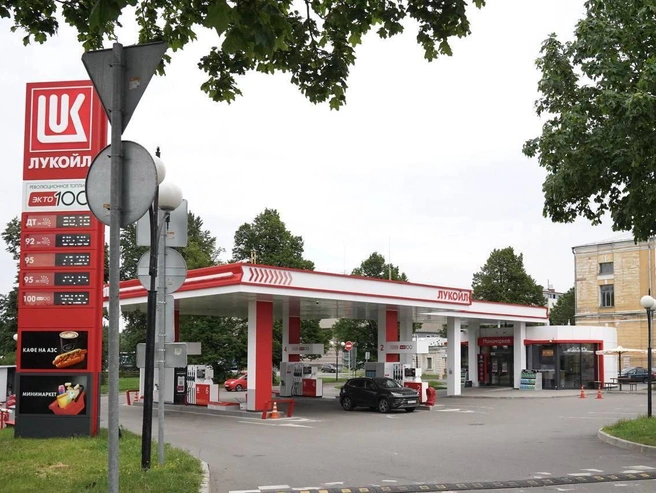 Проспект Добролюбова, 20 к6 | Источник: Павел Даиси / FONTANKA.RU