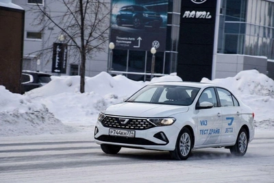 Auto Dealers Expose Fee and Tax Burden on Chinese Vehicles