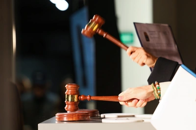 Имущество клиники «Изабелла» в Волгограде продают за долги