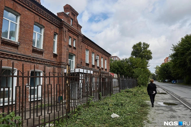 Неравнодушные новосибирцы уверены: если отреставрировать Военный городок, он может стать уникальной культурной и туристической зоной | Источник: Александр Ощепков / NGS.RU