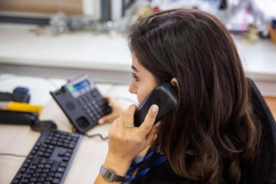 Курганских школьников призывают звонить на телефон доверия