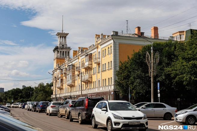Карла Маркса частично обездвижена из-за строительства метро | Источник: Мария Ленц / NGS24.RU