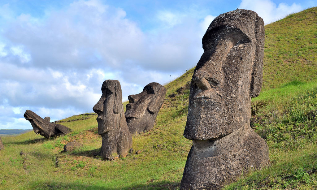Антропологи опровергли главный миф о причине исчезновения цивилизации острова Пасхи