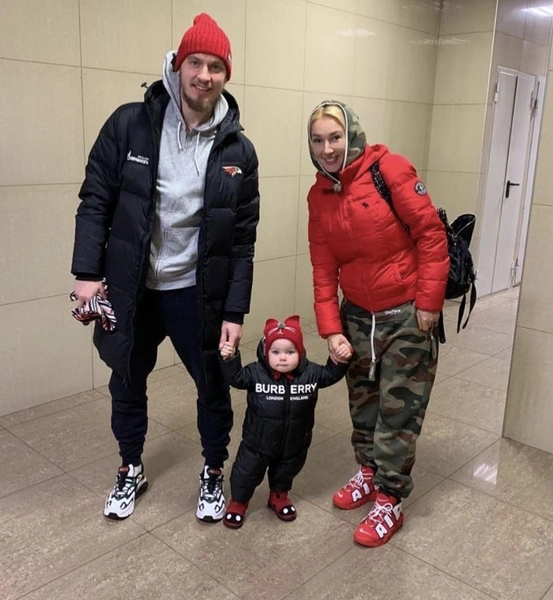 В 2018 году у пары родилась дочь Маша 