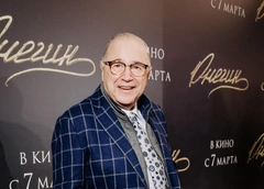 Евгений Петросян о позднем отцовстве: «Мой возраст для армянина, как слону дробина»