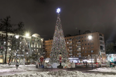 На площади Горького введут запрет на остановку
