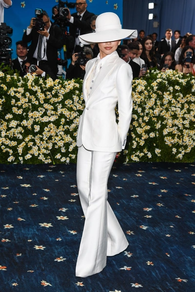 Свадебный образ Зендеи на Met Gala 2025 | Источник: Sipa USA