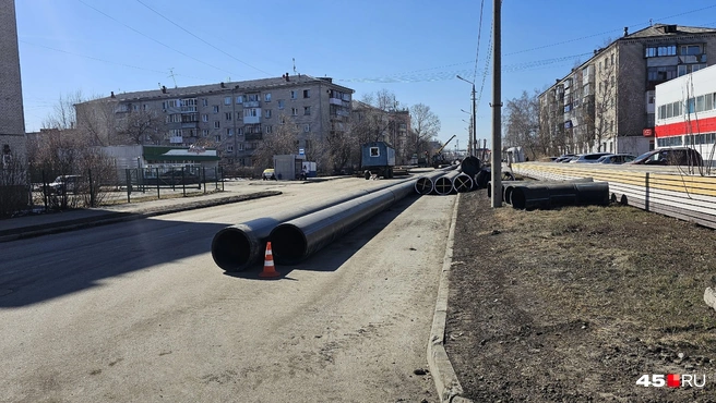 На участке от Кремлева до Невежина уже лежат трубы | Источник: Дарья Никитченко / 45.RU
