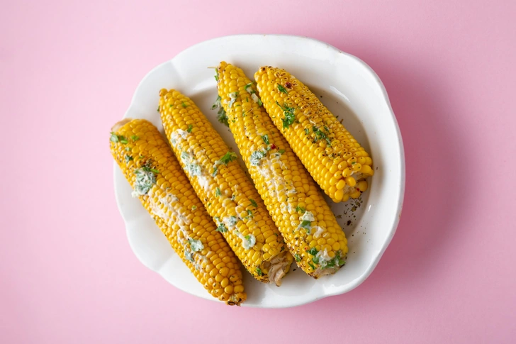 Рецепт, после которого я полюбила кукурузу в початках | Источник: mashcana1/Shutterstock/Fotodom.ru