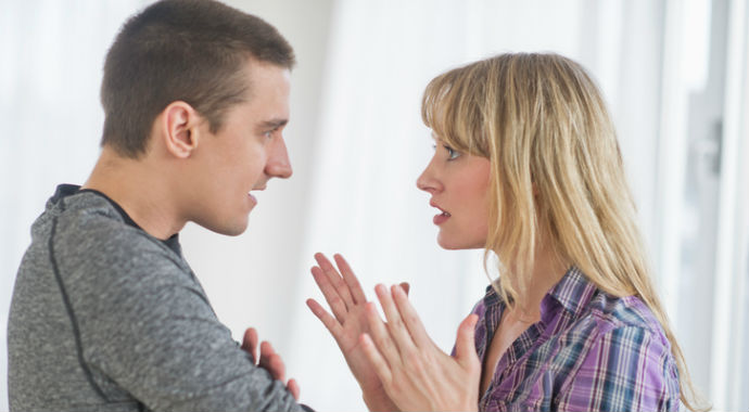 Чего нельзя делать в споре с партнером: мнение психологов