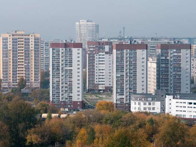 Эксперты отмечают, что вторичный рынок недвижимости показал более высокую адаптивность в условиях кризиса по сравнению с первичным. | Источник: Артём Устюжанин / Городские медиа