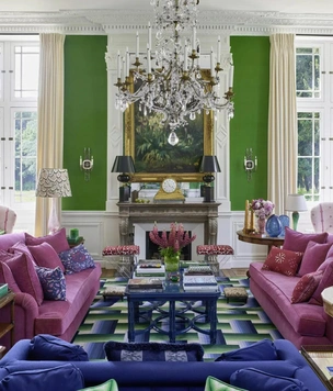 Замок в Нормандии: 13 спален, розовые диваны и антикварные гобелены